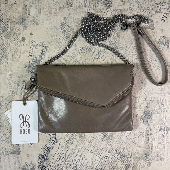 Hobo Daria Tan Leather Crossbody Clutch